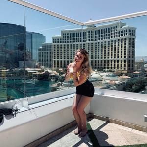 Meet your Posher, Brinley